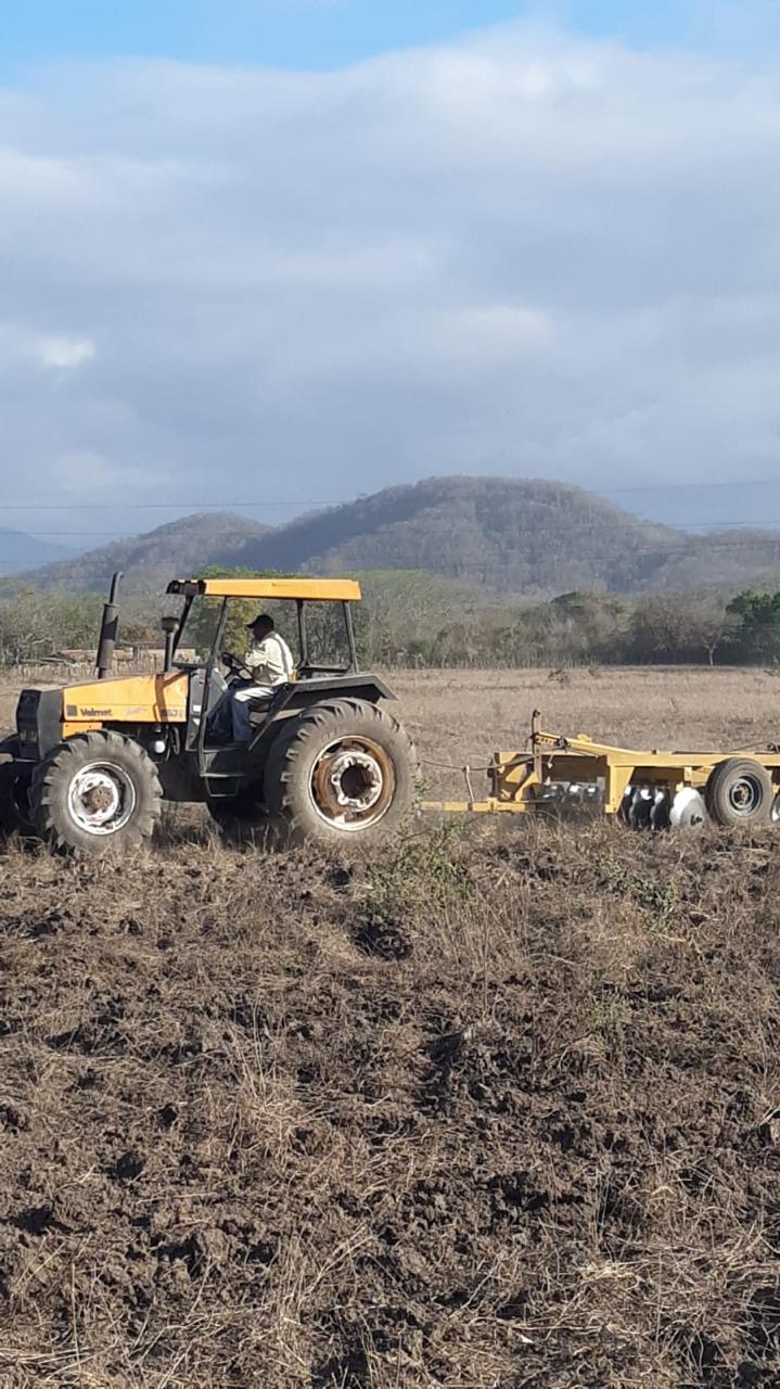 Tractor Valment